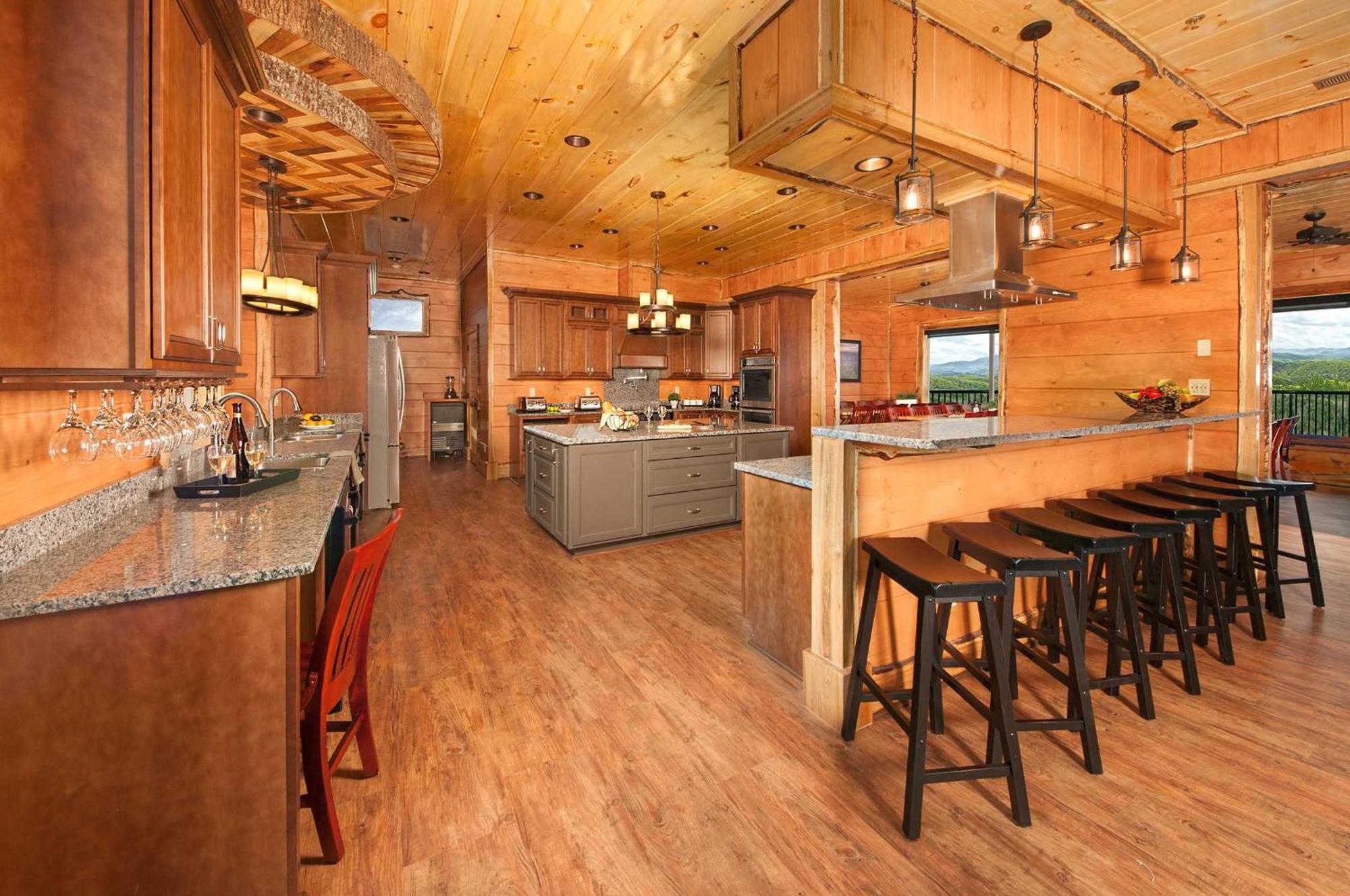 Villa Skyview Mansion:13Bdrm, 17Bath, Sleeps 70, Indoor Pool, Amazing Views Pigeon Forge Exterior foto