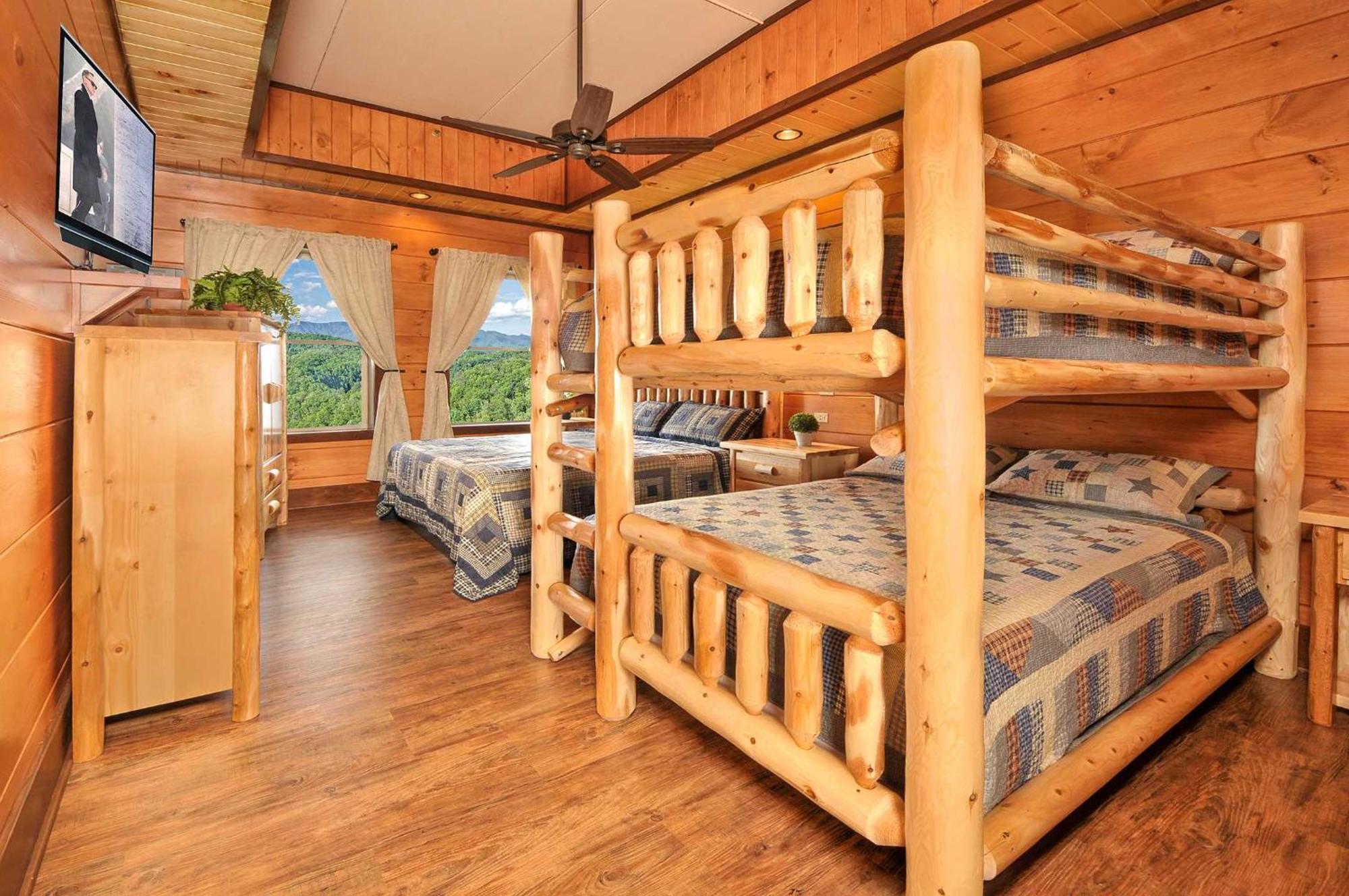 Villa Skyview Mansion:13Bdrm, 17Bath, Sleeps 70, Indoor Pool, Amazing Views Pigeon Forge Exterior foto