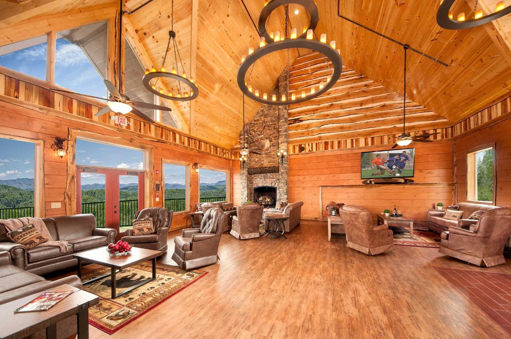 Villa Skyview Mansion:13Bdrm, 17Bath, Sleeps 70, Indoor Pool, Amazing Views Pigeon Forge Exterior foto